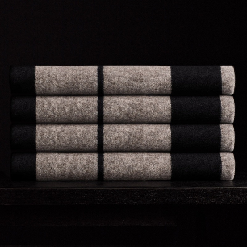 Double Stripe Repeat Blanket – Black/Taupe Melange