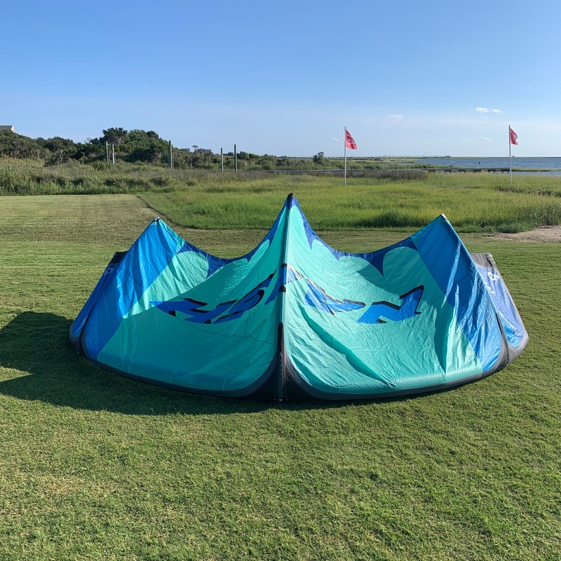 USED Naish S25 Pivot Kite-9m-Deep Blue/Blue/Orange