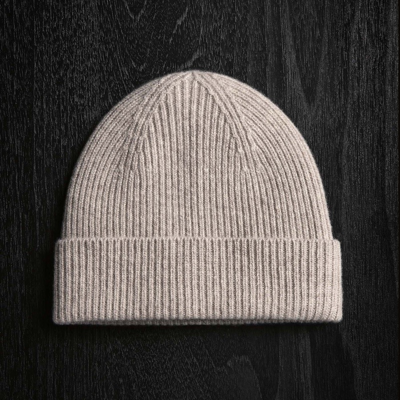 Solid Cashmere Beanie – Stone