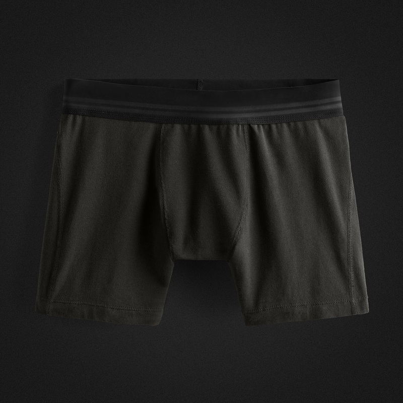 Elevated Lotus Sport Boxer Short – Carbon