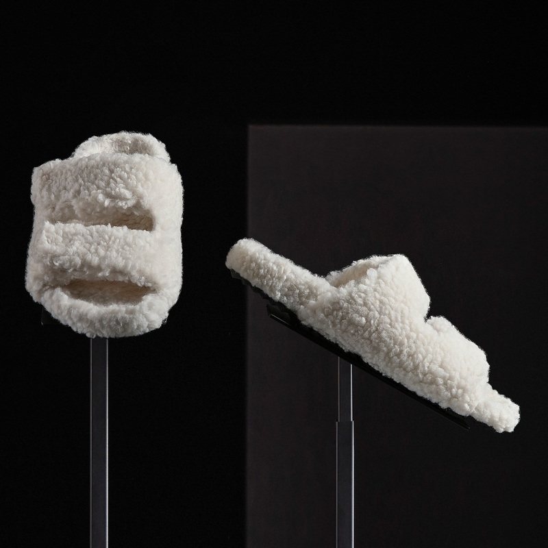 Women’s Double Strap Shearling Slide – Ivory