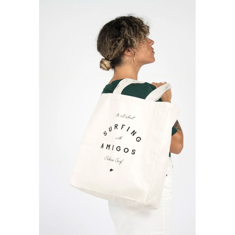 SURFING THE BASQUE COUNTRY – SURFING WITH AMIGOS TOTE