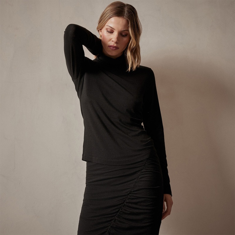 Tencel Cashmere Turtleneck – Black