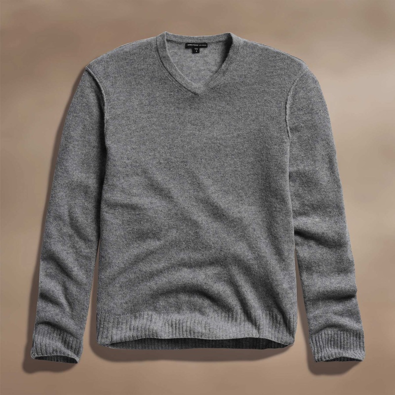Soft Featherweight Cashmere V Neck – Mid Heather Grey