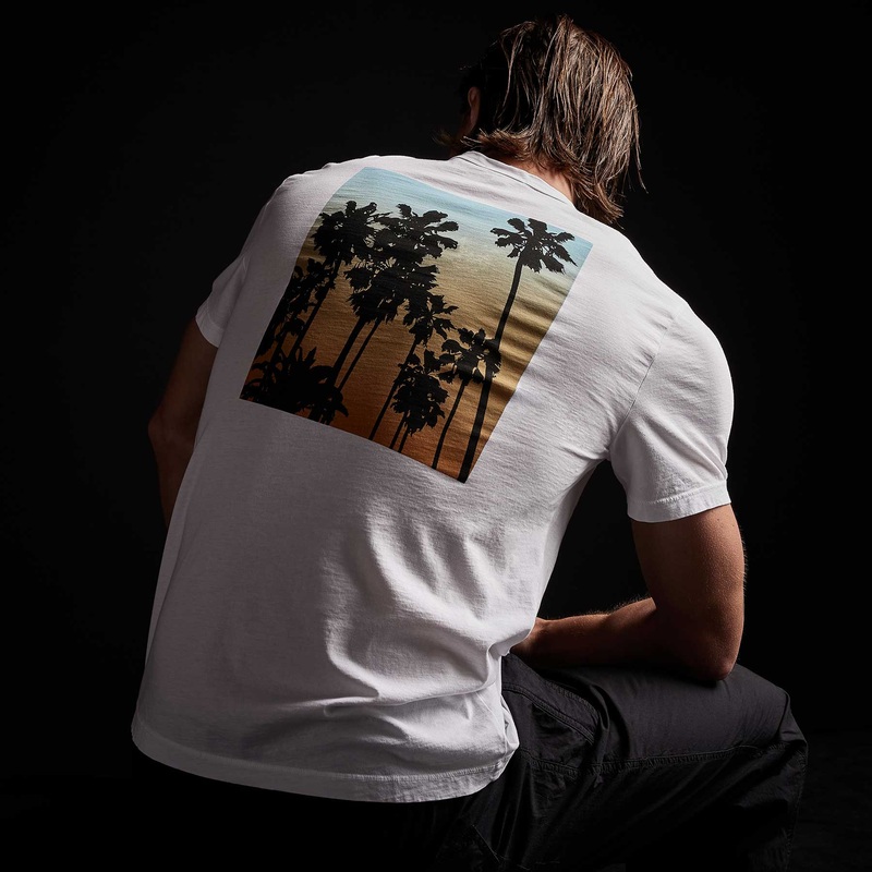 Short Sleeve Crew Palm Graphics – White