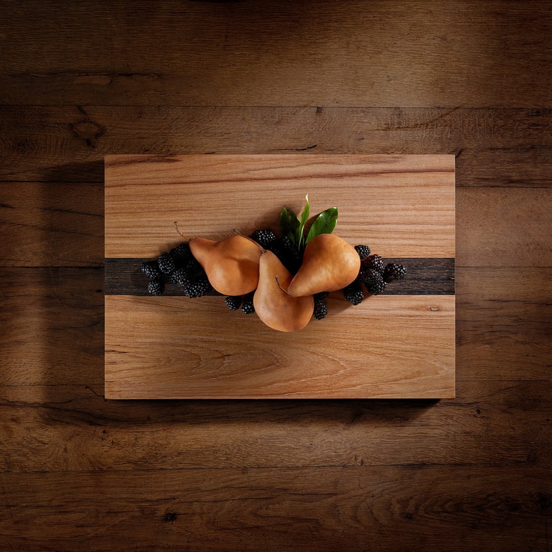 14X20″ Teak Serving Board – Teak/Natural Finish with Single Stripe