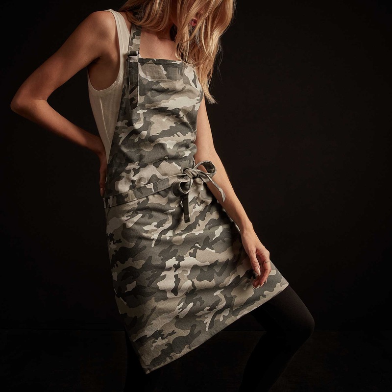 Heavy Jersey Camo Chef’s Apron – Arctic Camo