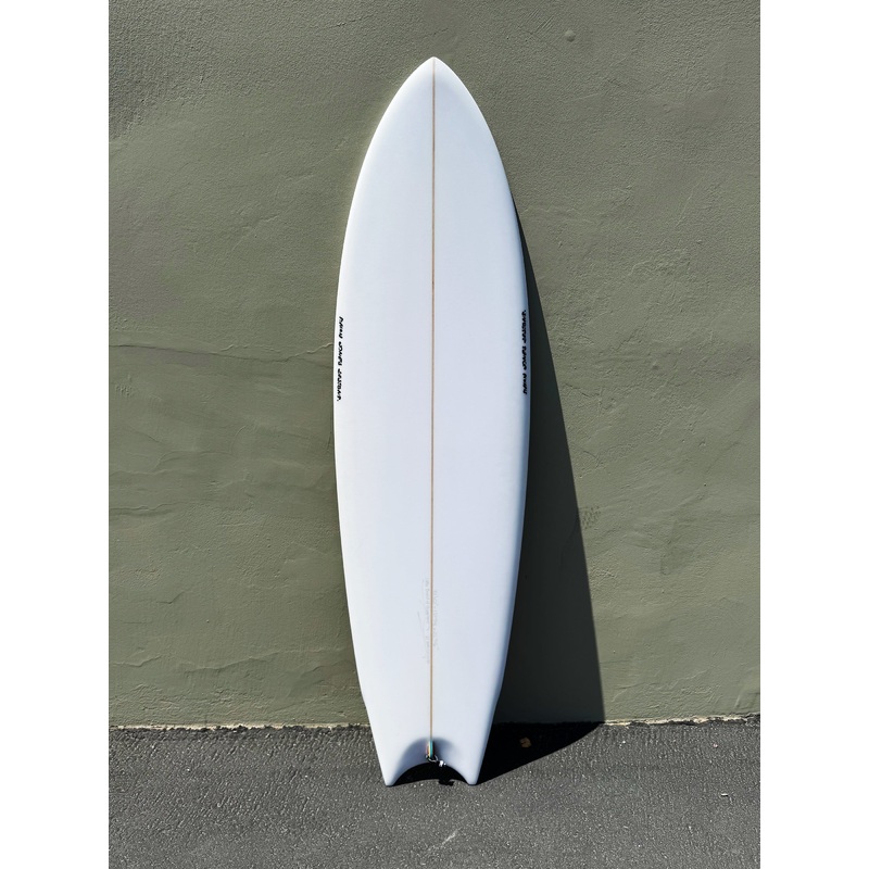 Simon Jones Designs | 510″ LBOH Clear Surfboard