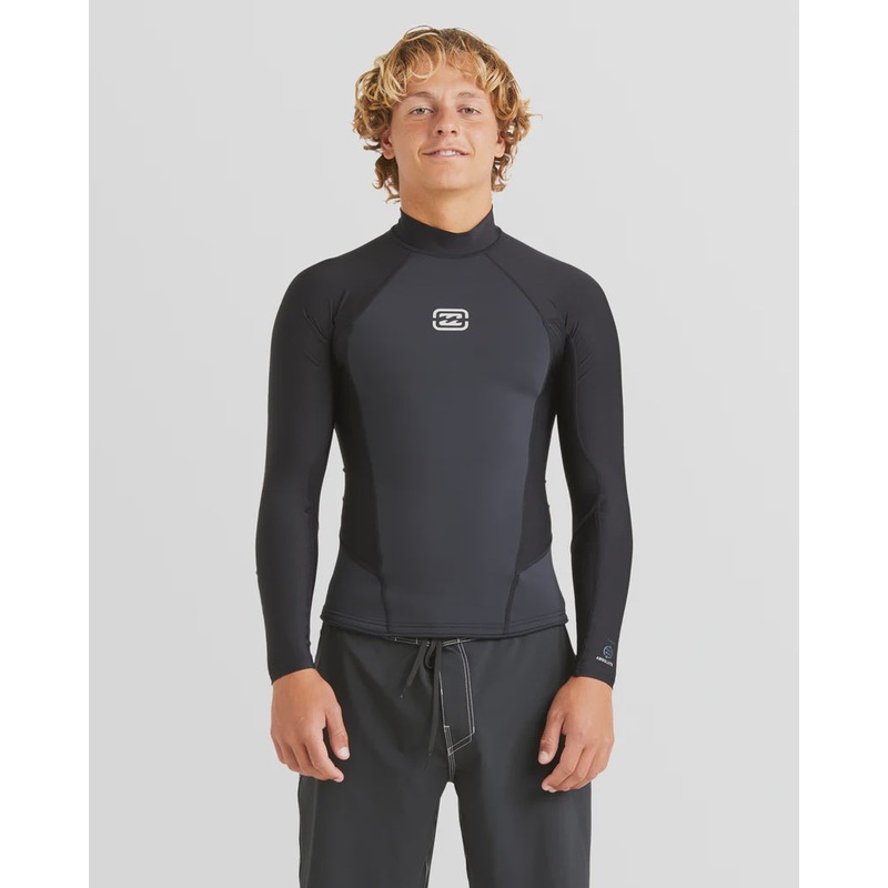 ABSOLUTE POLY LITE JACKET – BLACK