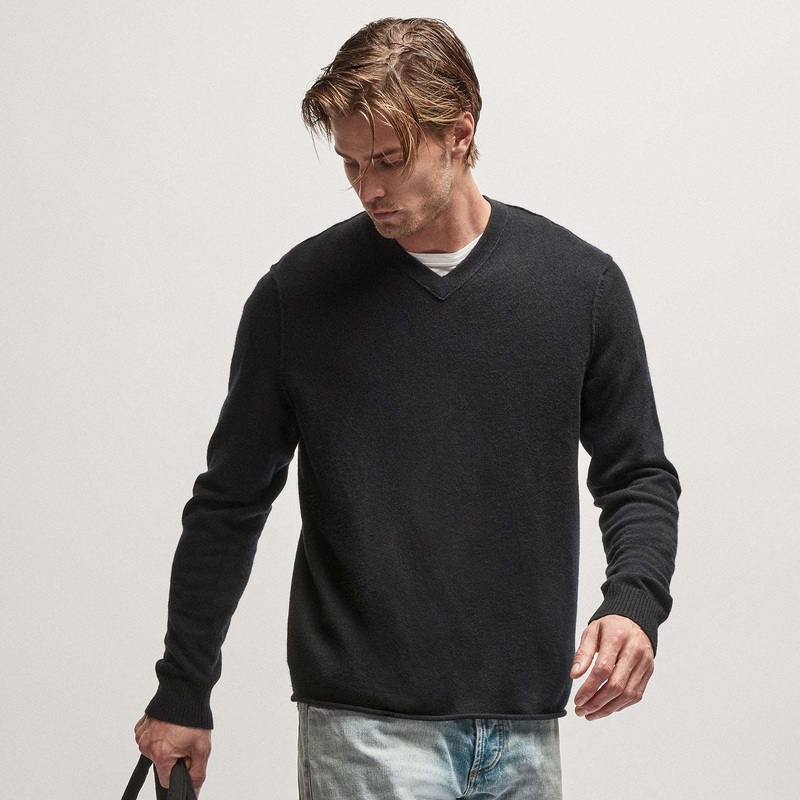 Cashmere V Neck Sweater – Black