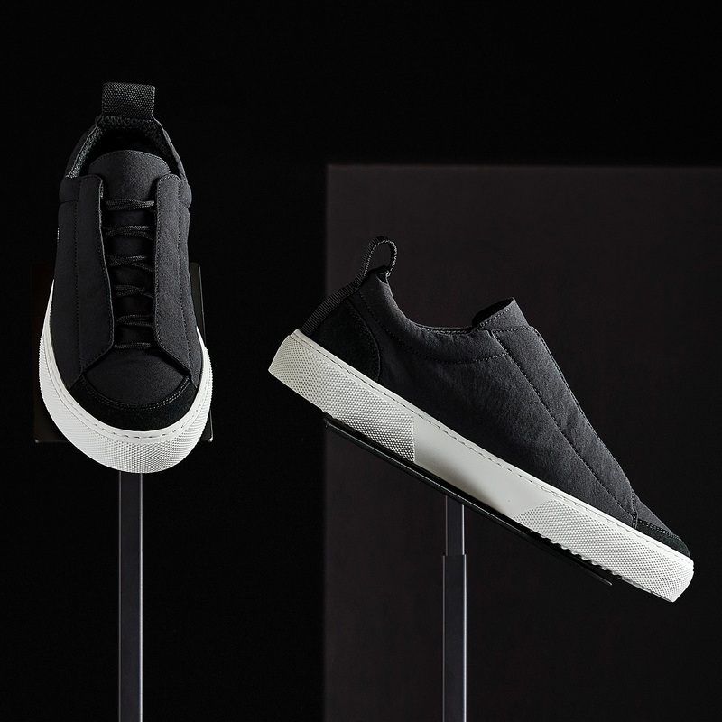 Women’s Solstice Low Top Skate Sneaker – Black/Black