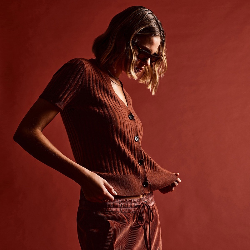 Ribbed Cashmere Cardigan – Goji