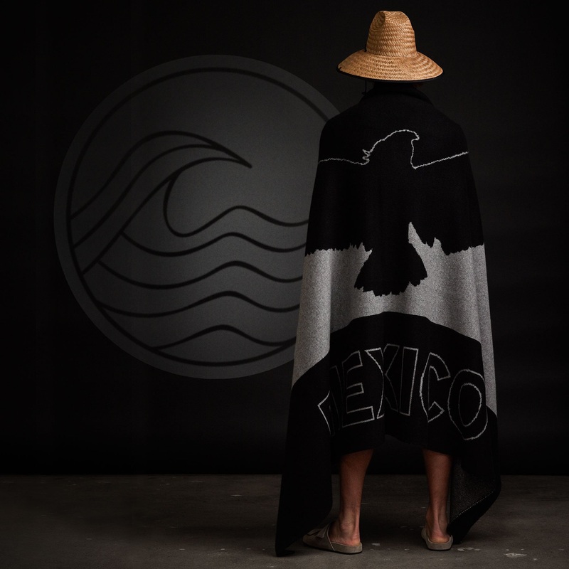 Baja Mexico Cashmere Blanket – Black/White