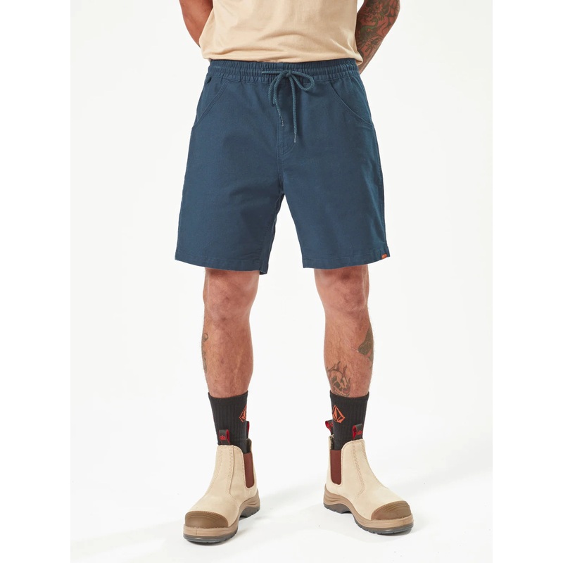 CALIPER ELASTIC WAIST SHORT 17″ – NAVY