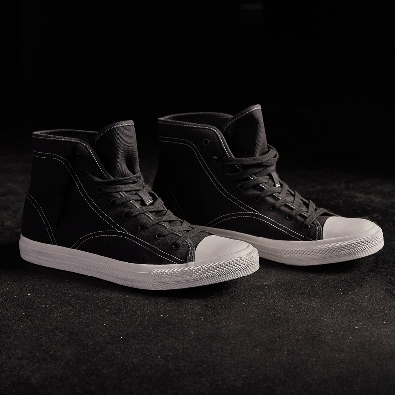 Men’s High Top Vulcanized Sneaker – Squid