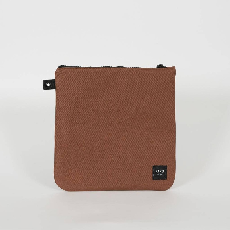 Surfboard Fin Wallet – Seal Brown