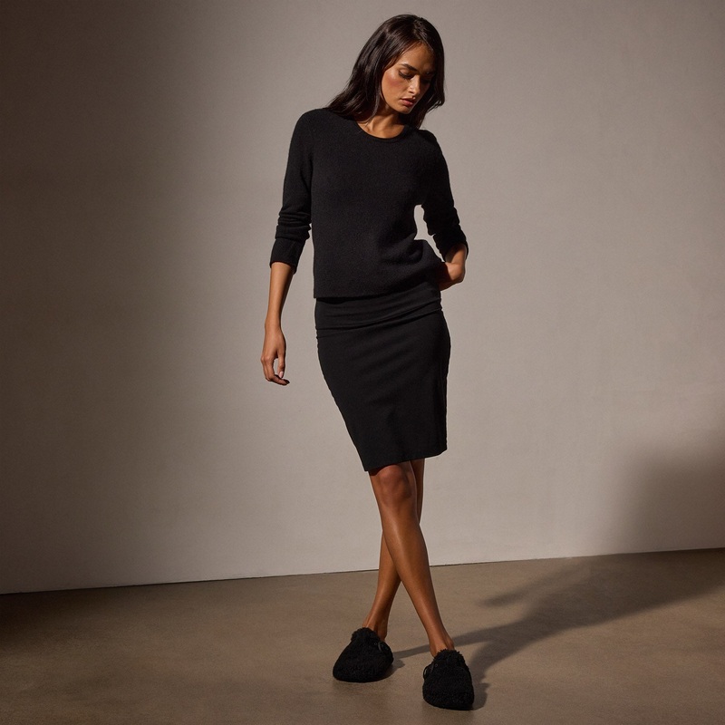 Stretch Lotus Rib Pencil Skirt – Black