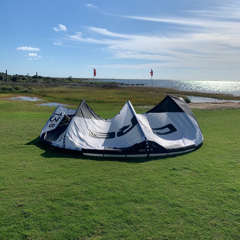 USED Core XR7 Kite-13.5m-White