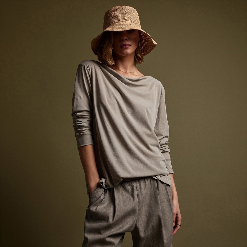 Cove Tee – Mineral Pigment
